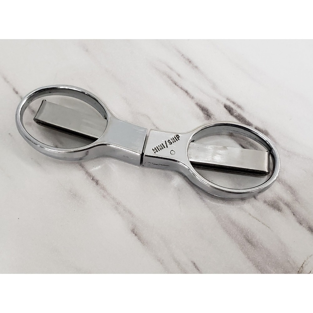 Vintage 1970s Original Mini Snip Scissors Stainless Steel foldling purse scissor